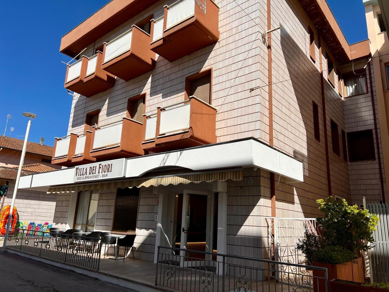Hotel Villa Dei Fiori Bellaria-Igea Marina Exterior photo