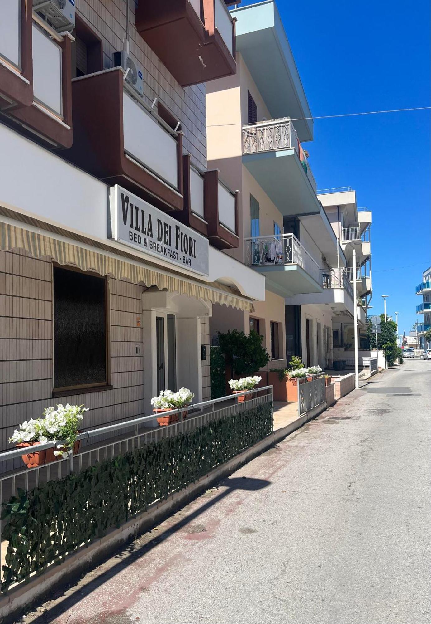 Hotel Villa Dei Fiori Bellaria-Igea Marina Exterior photo